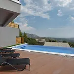 Alfa & Omega Villa Klis